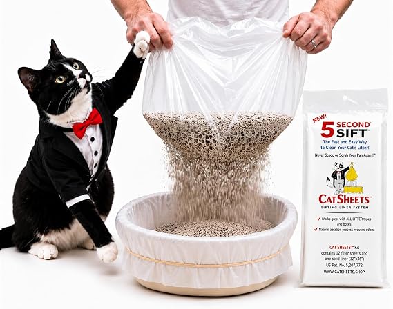 CatSheets sifting litter liner in use
